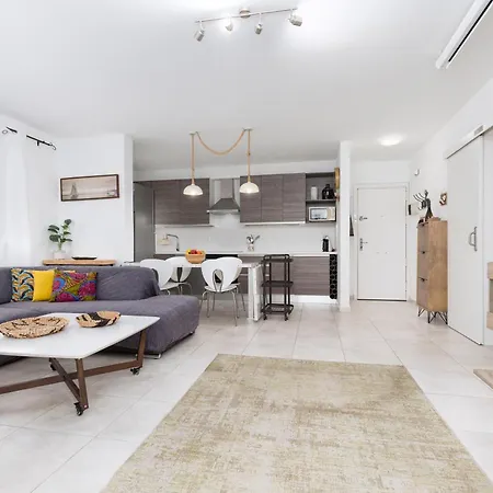 Apartament Home2book Charming Casa Ilargia Center *