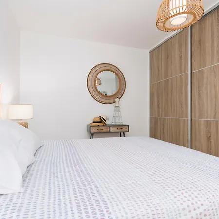 Home2book Charming Casa Ilargia Center Apartment